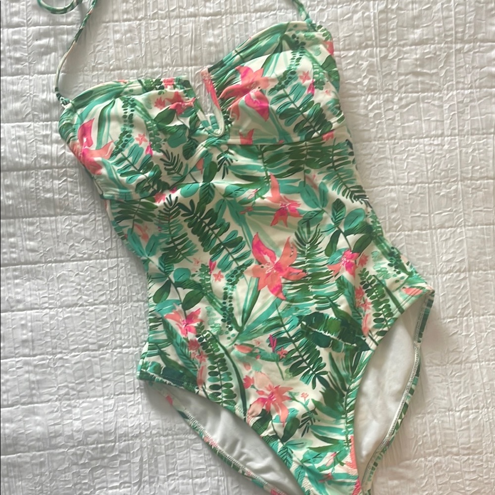 XS Old Navy Tropical Floral One-Piece Swimsuit